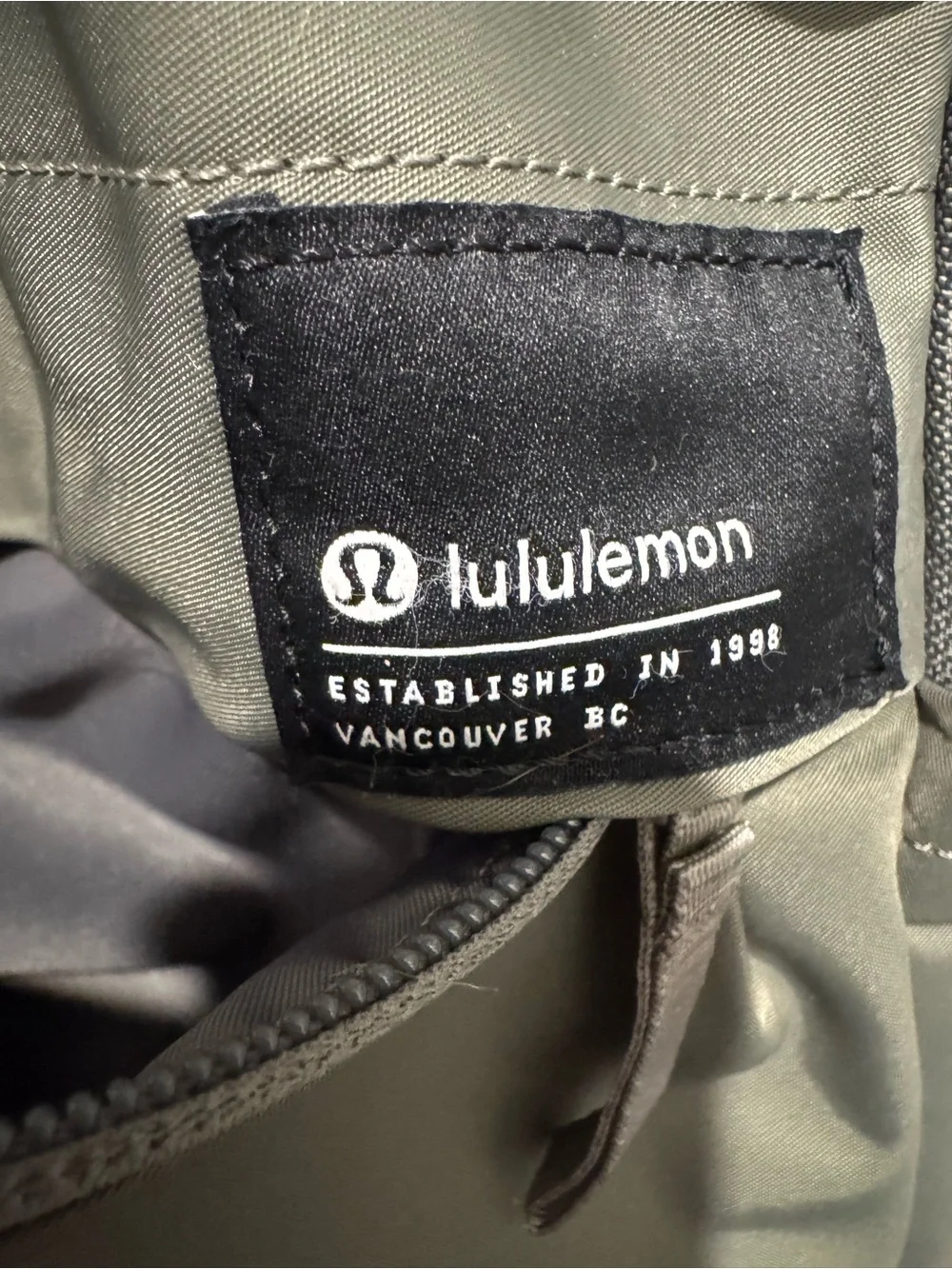 Lululemon Everyday Backpack 2.0 23L Sage / Forest Green